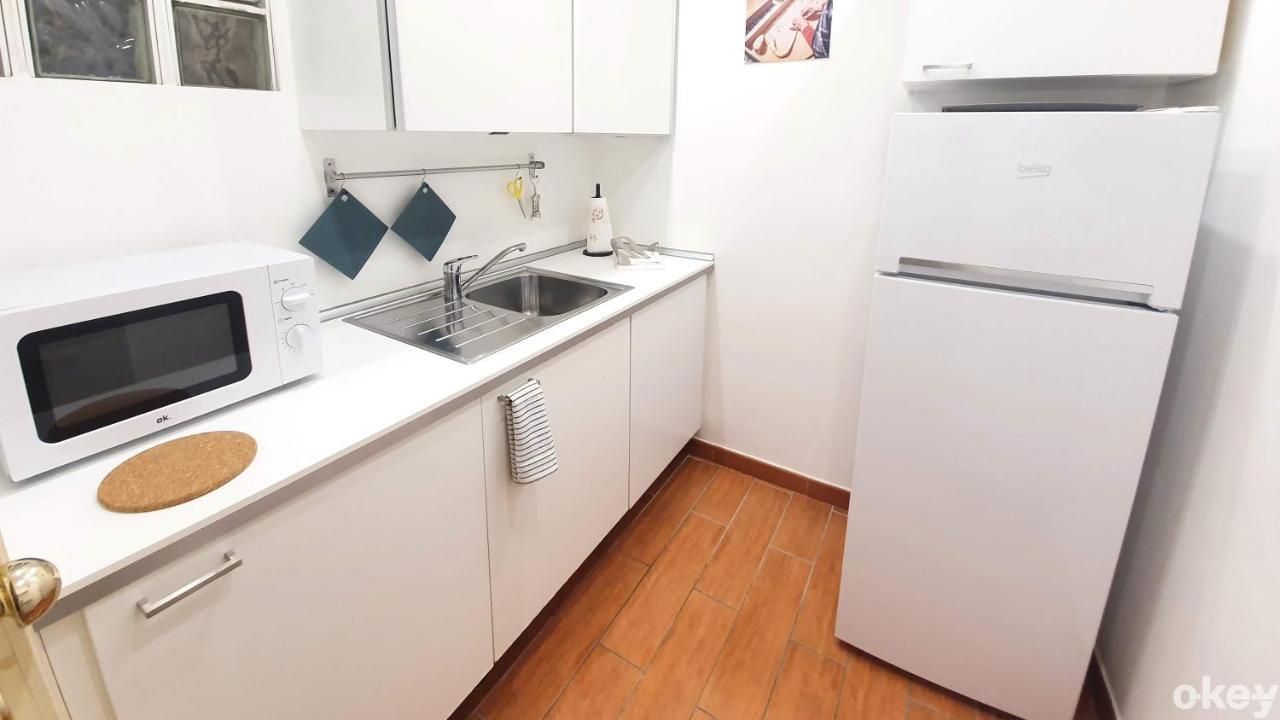 Dimora Donna Vittoria - Bari Vecchia Appartement Buitenkant foto